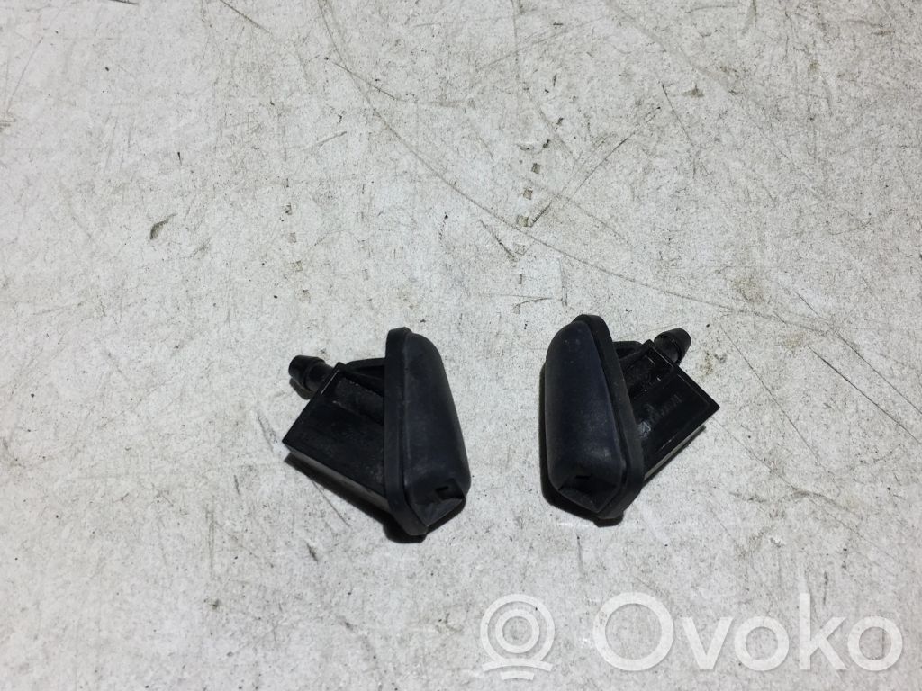 Ford Transit Custom Windshield washer spray nozzle 
