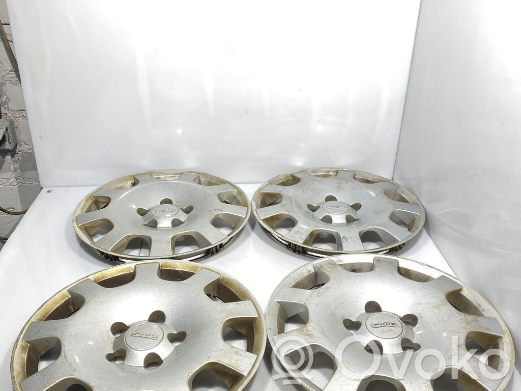 Saab 9-5 R15 wheel hub/cap/trim 