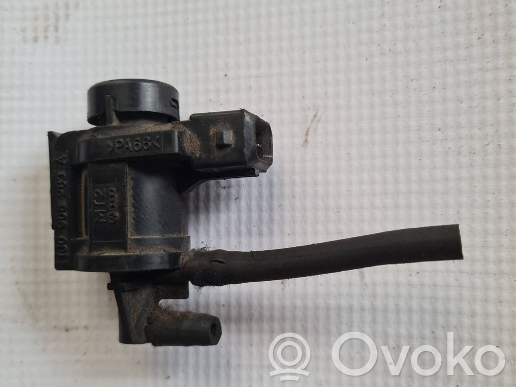 Volkswagen PASSAT B5.5 Electroválvula del turbo 