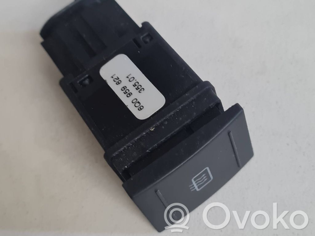Volkswagen Polo Windscreen/window heater switch 