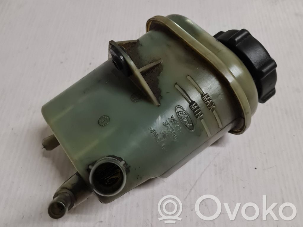 Ford Mondeo Mk III Vairo stiprintuvo skysčio bakelis 