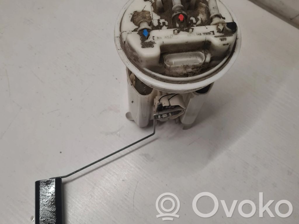 Volvo S40, V40 Sensor de nivel de combustible 