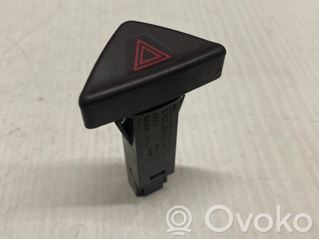 Volvo XC70 Hazard light switch 