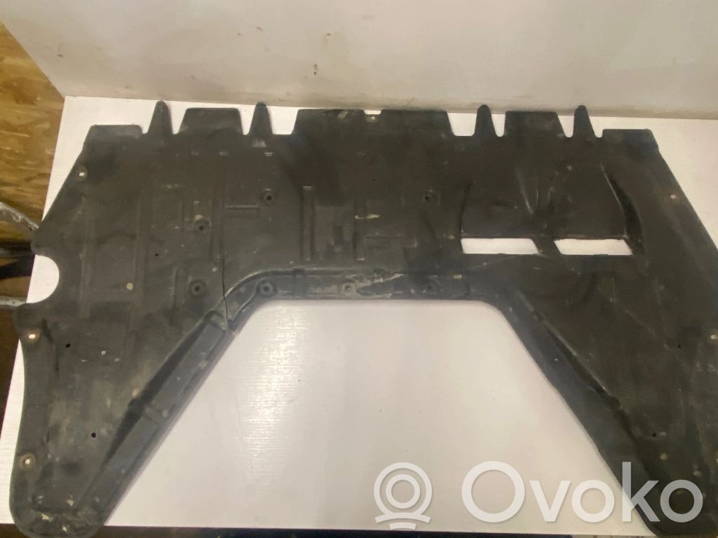 Volkswagen PASSAT B6 Osłona dolna silnika 