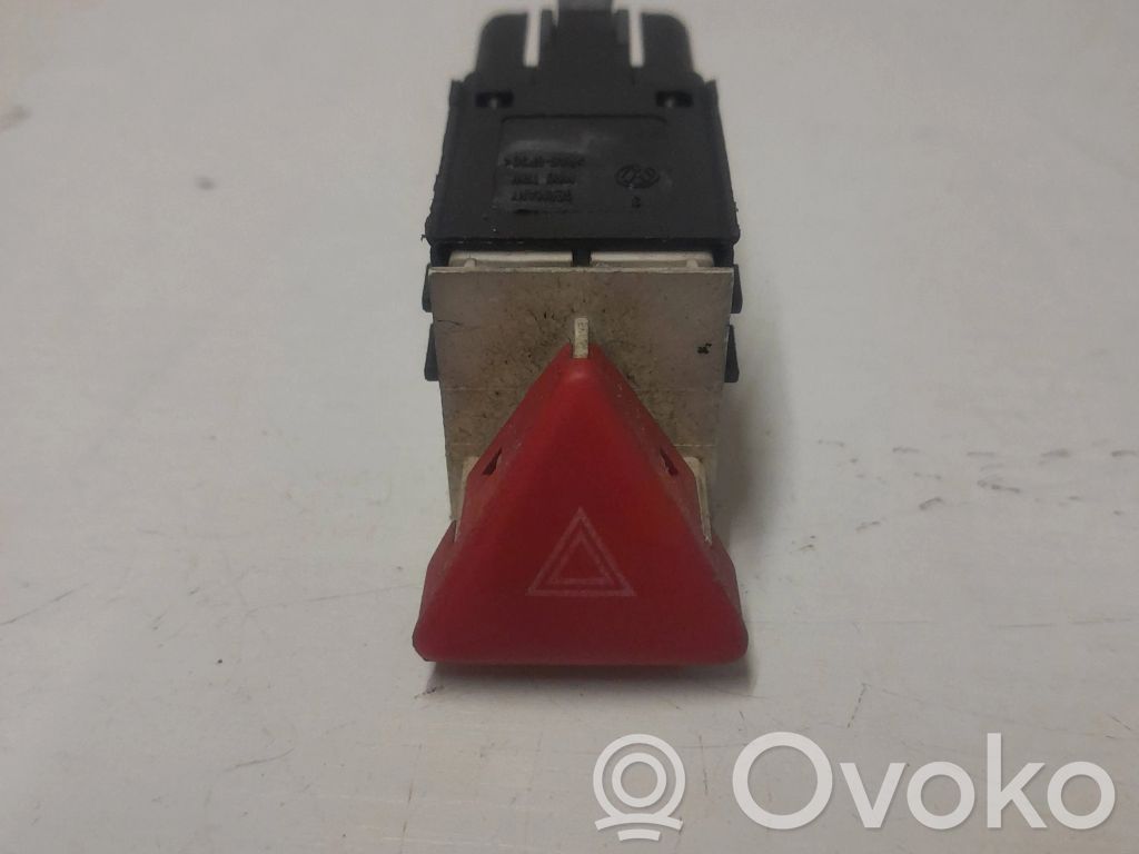 Volkswagen PASSAT B6 Schalter Warnblinkanlage 