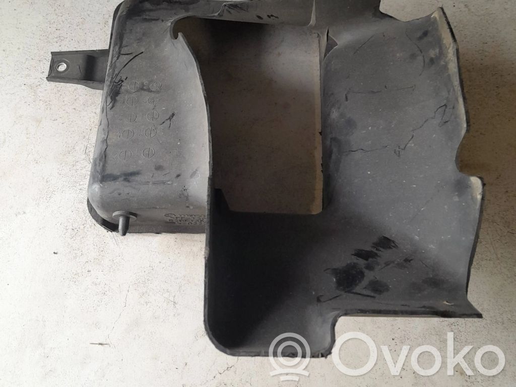 Mazda 6 Prowadnica powietrza intercoolera 
