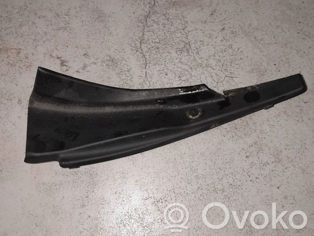 Panel wykończeniowy błotnika   GS8S51