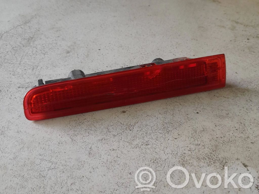 Volkswagen Transporter - Caravelle T5 Trzecie światło stop 