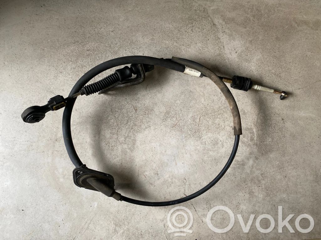 Volvo XC70 Gear shift cable linkage 