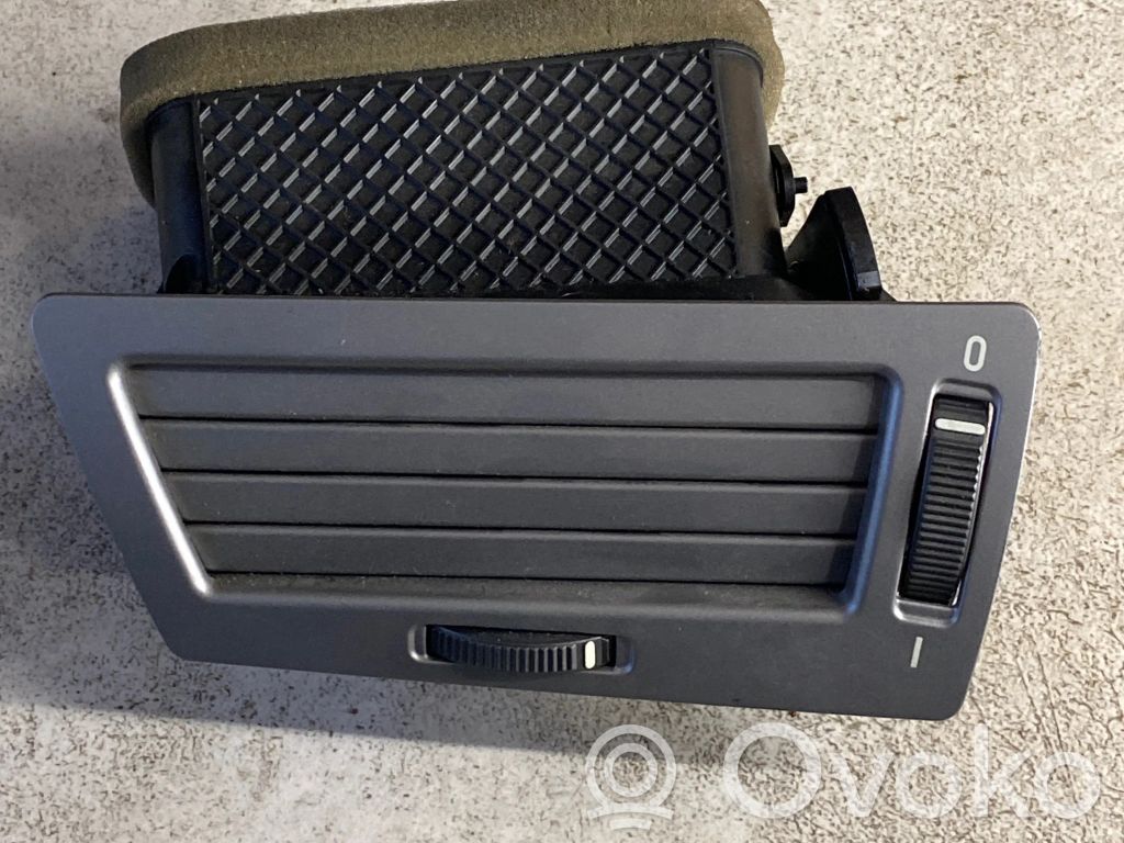 BMW 7 E65 E66 Sānu gaisa režģis 