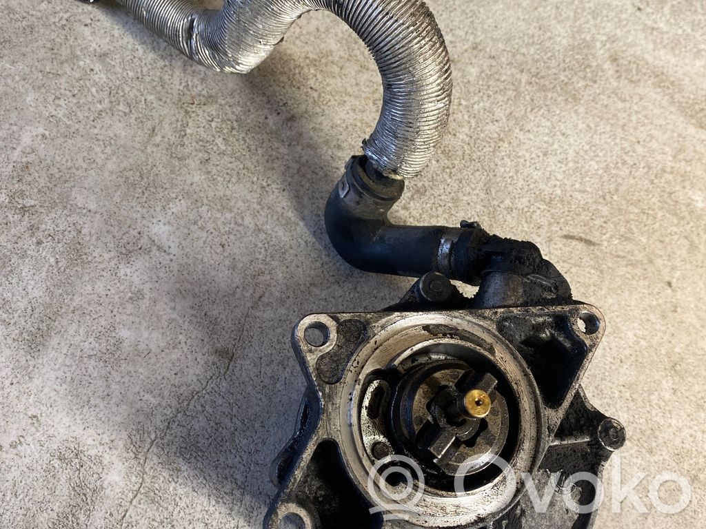 Audi A6 S6 C5 4B Alipainepumppu 