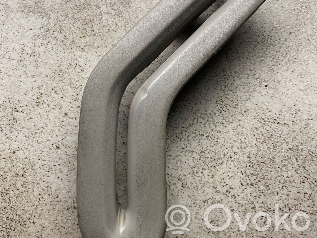 Volvo V50 Seat belt trim 