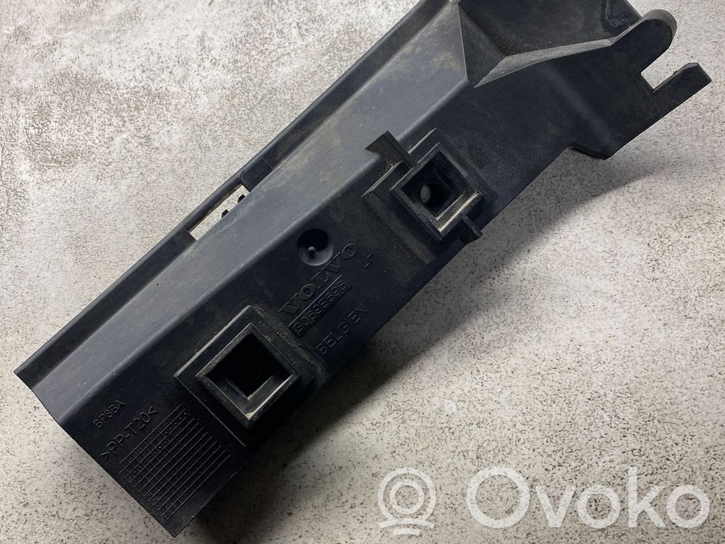 Volvo V50 Rear bumper mounting bracket 