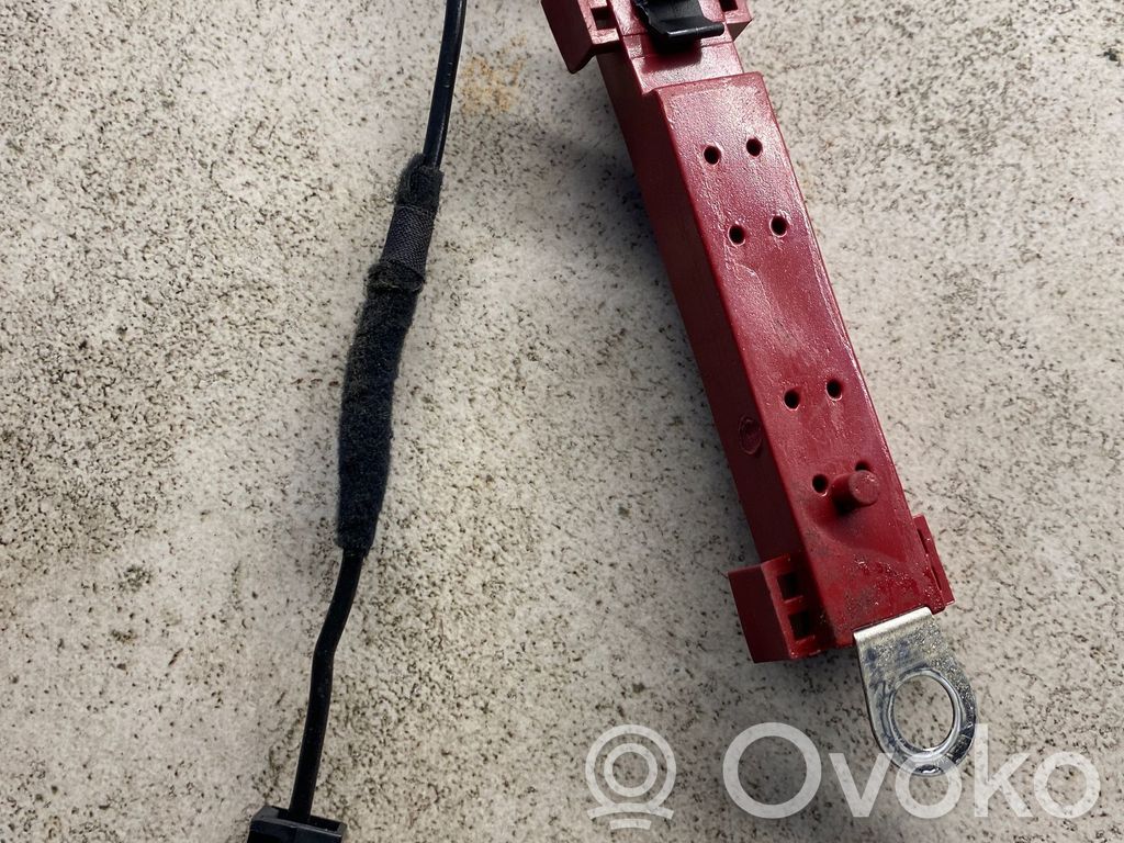 Volvo V50 Antenos stiprintuvas 
