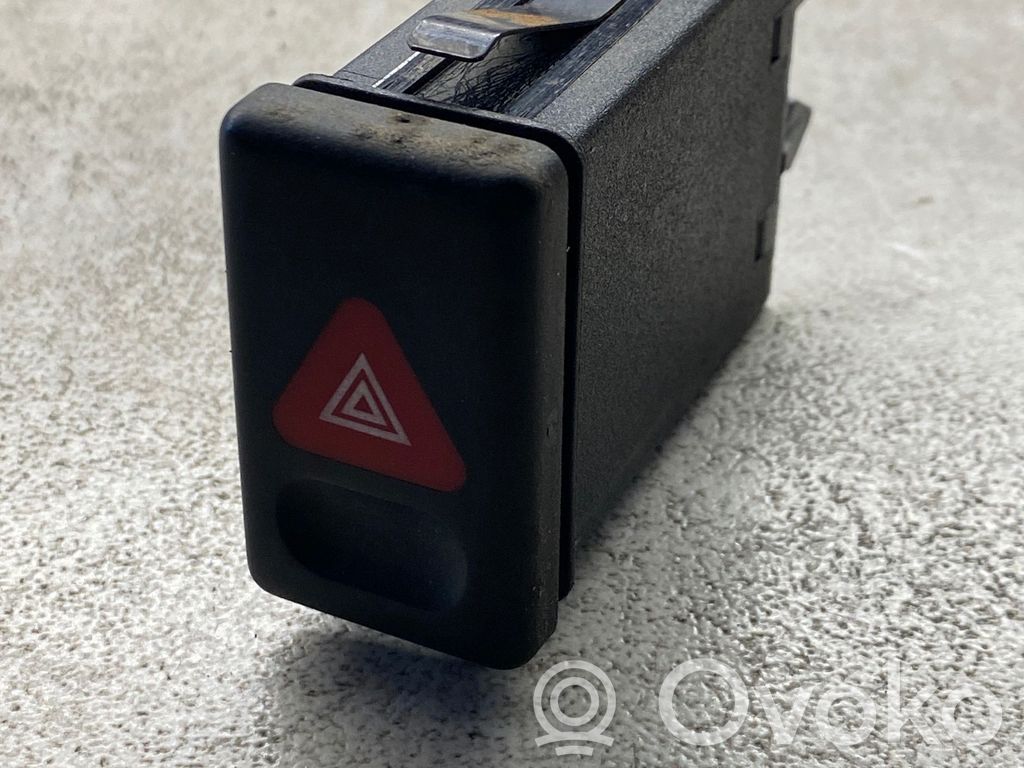 Hazard light switch   7M5953235A,YM2113A350ABW