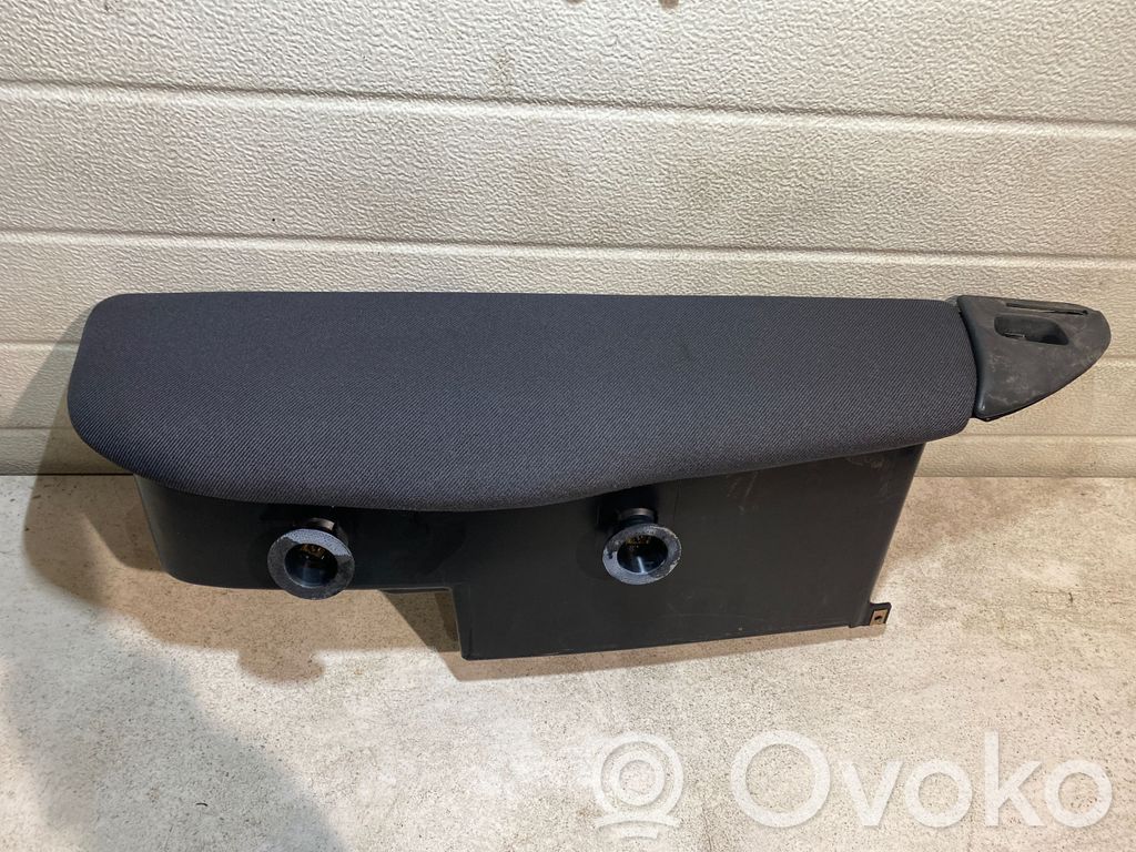 Ford Galaxy Mantu nodalījums stumbrs 