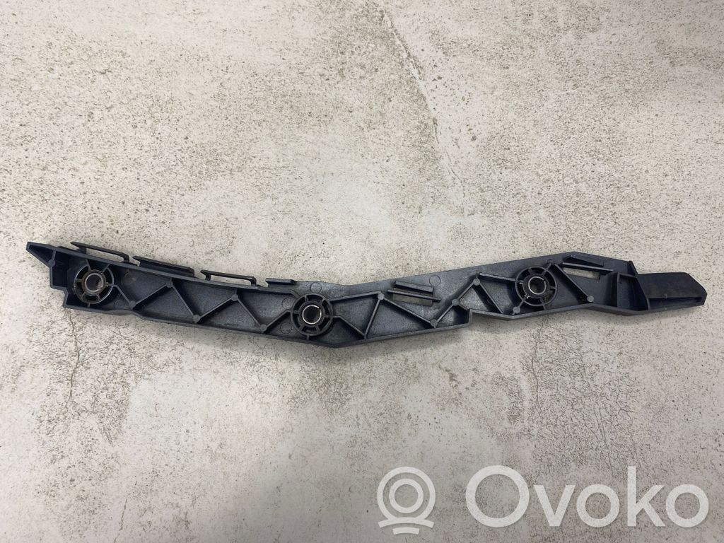 Citroen C4 Grand Picasso Fender mounting bracket 