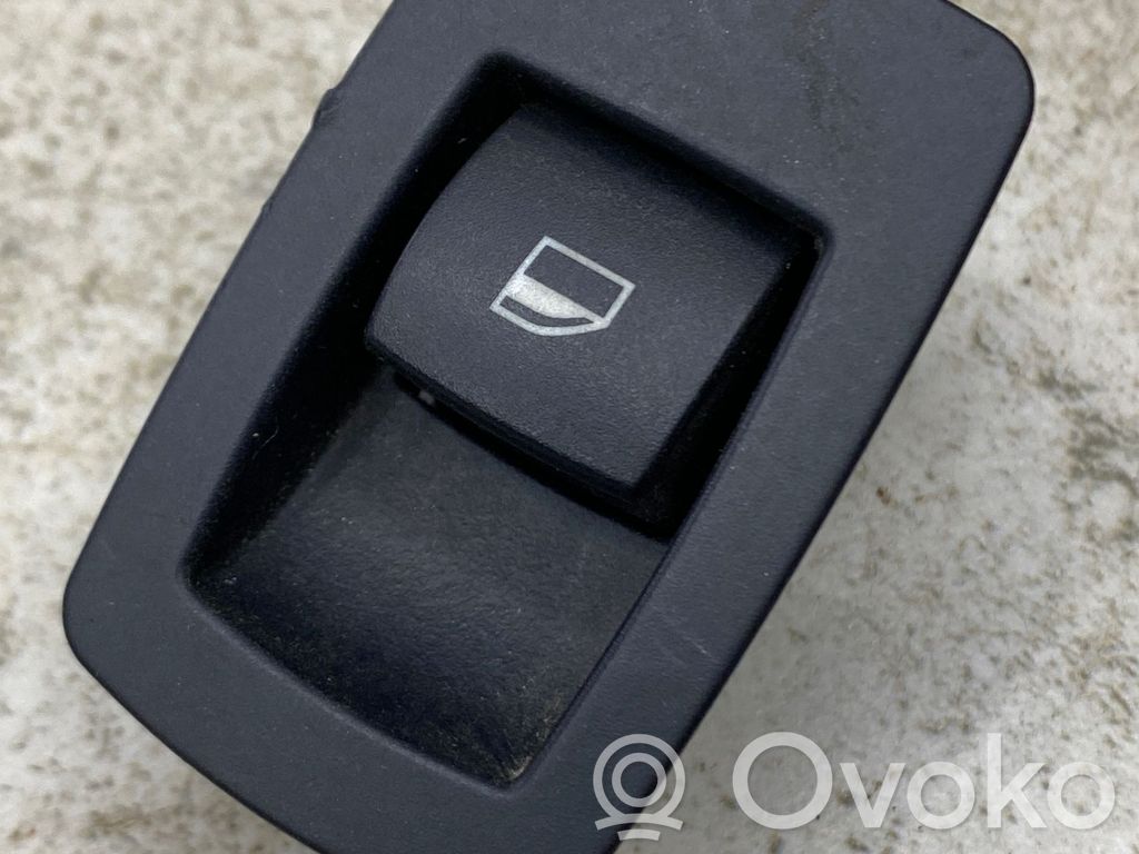 BMW 1 E81 E87 Electric window control switch 