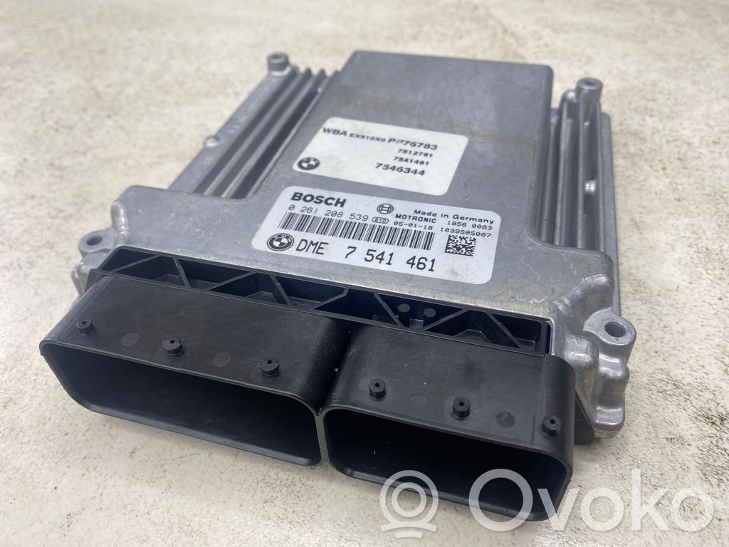 BMW 3 E46 Engine control unit/module 