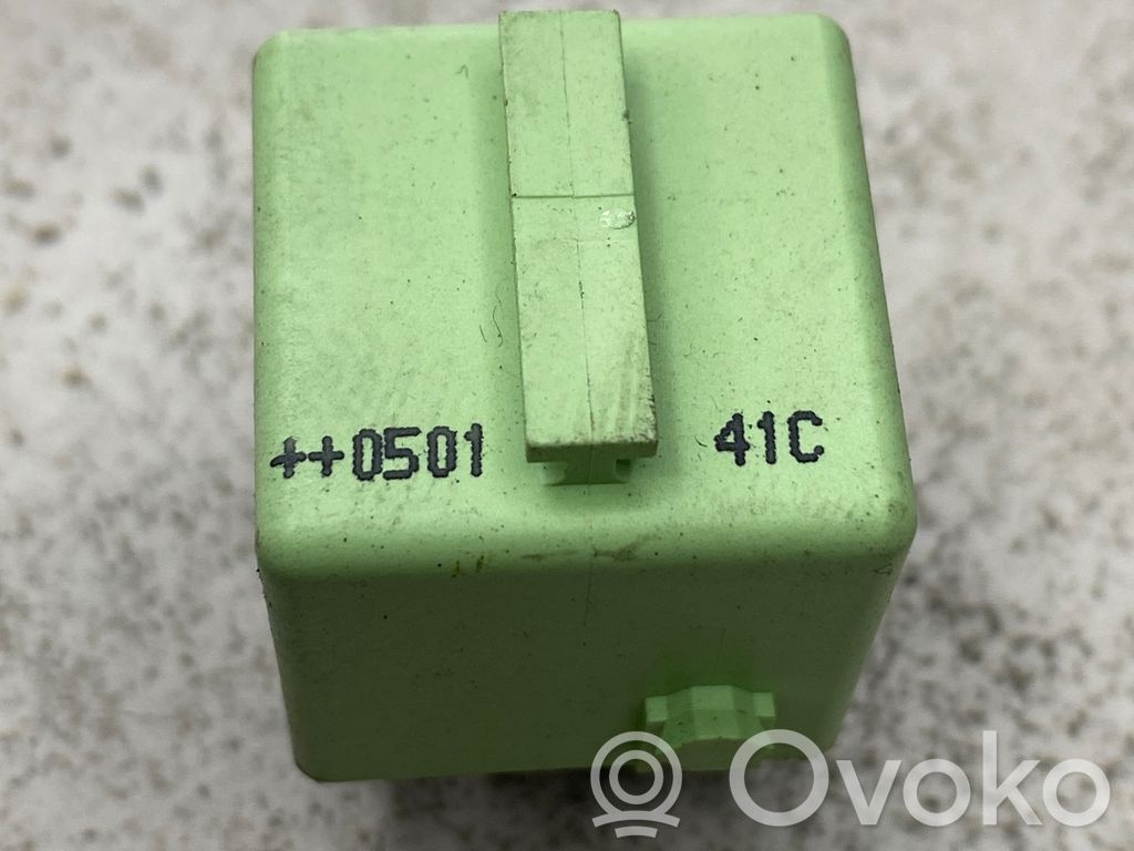 Sonstige Relais   8373700,V23134J59X312,6136