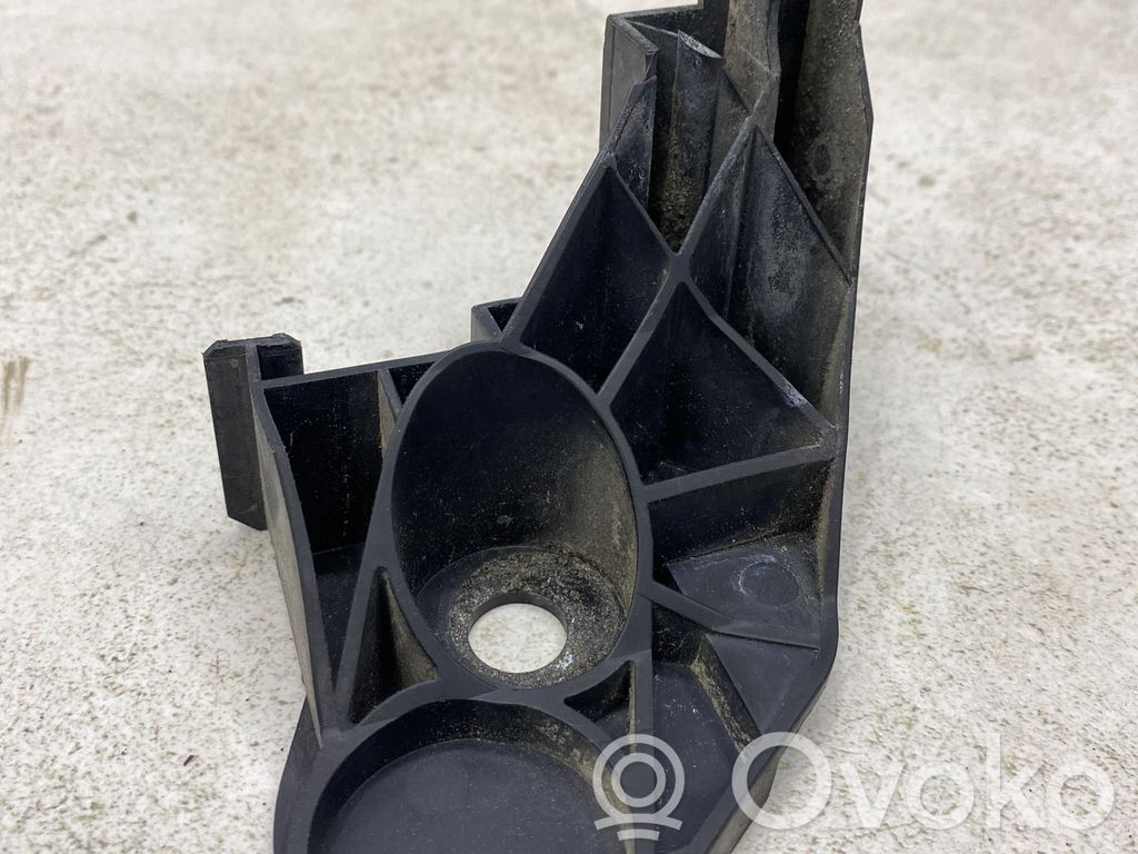 BMW 3 E46 Front bumper mounting bracket 