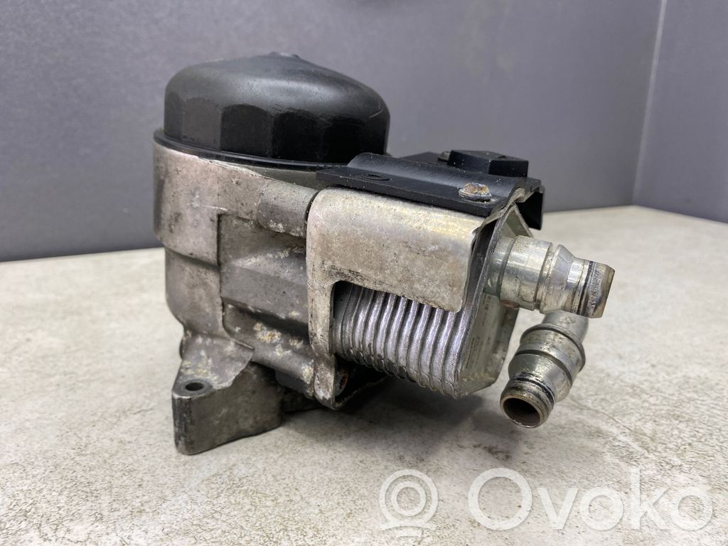 BMW 3 E46 Oil filter mounting bracket 