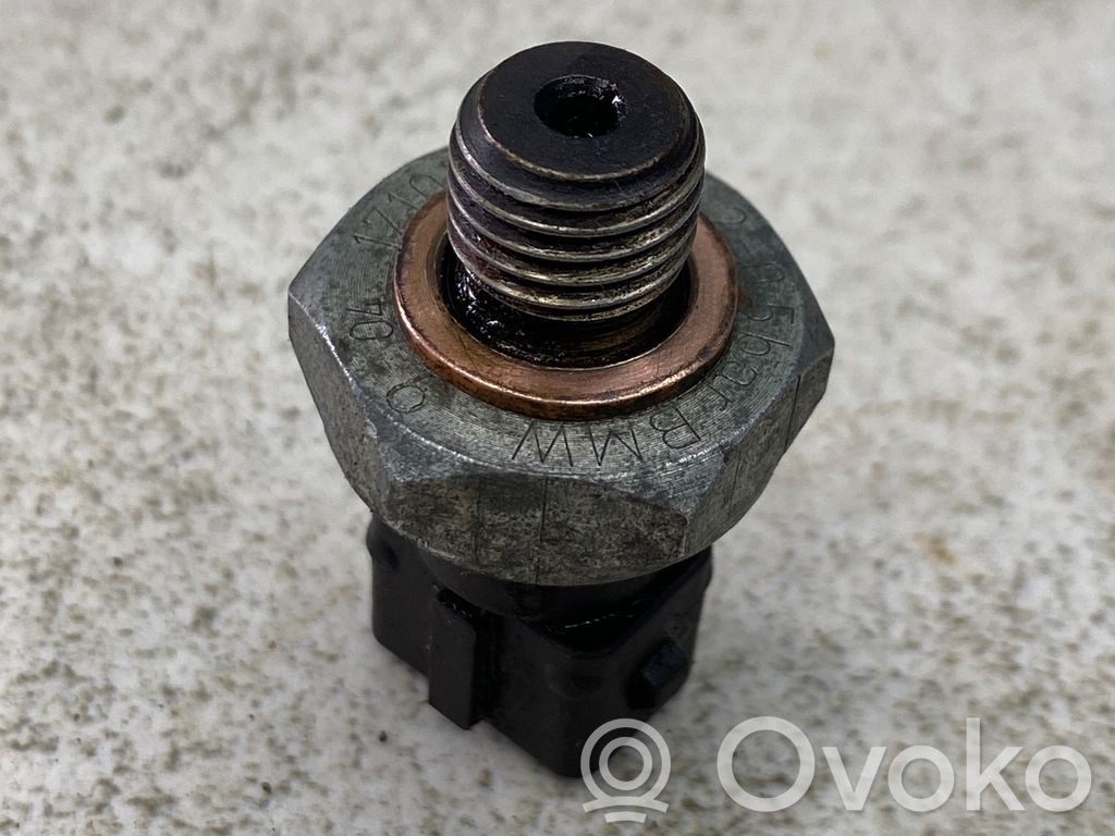 BMW 3 E46 Oil pressure sensor 