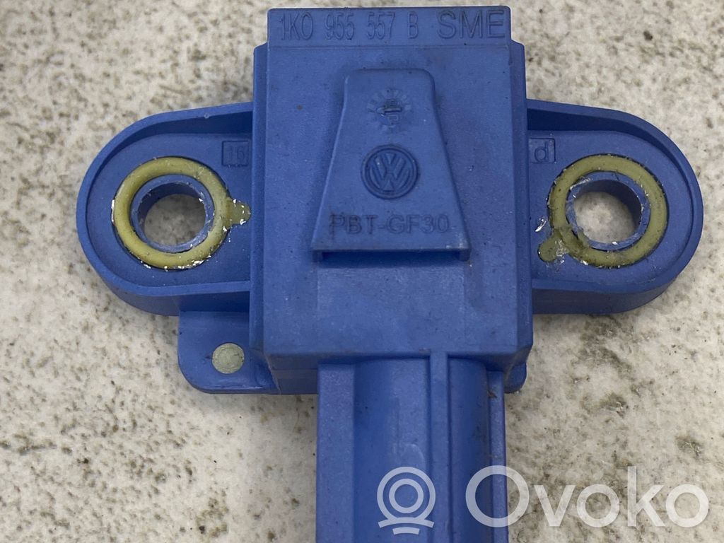 Volkswagen Golf V Airbagsensor Crashsensor Drucksensor 