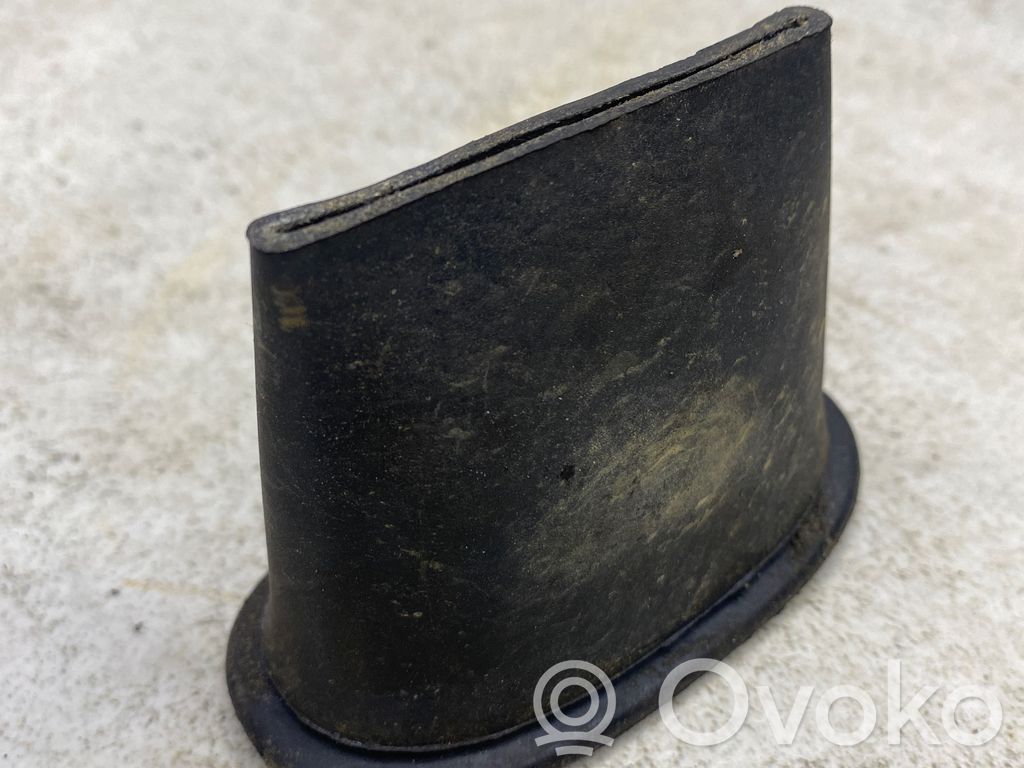 Opel Corsa D Altra parte del vano motore 