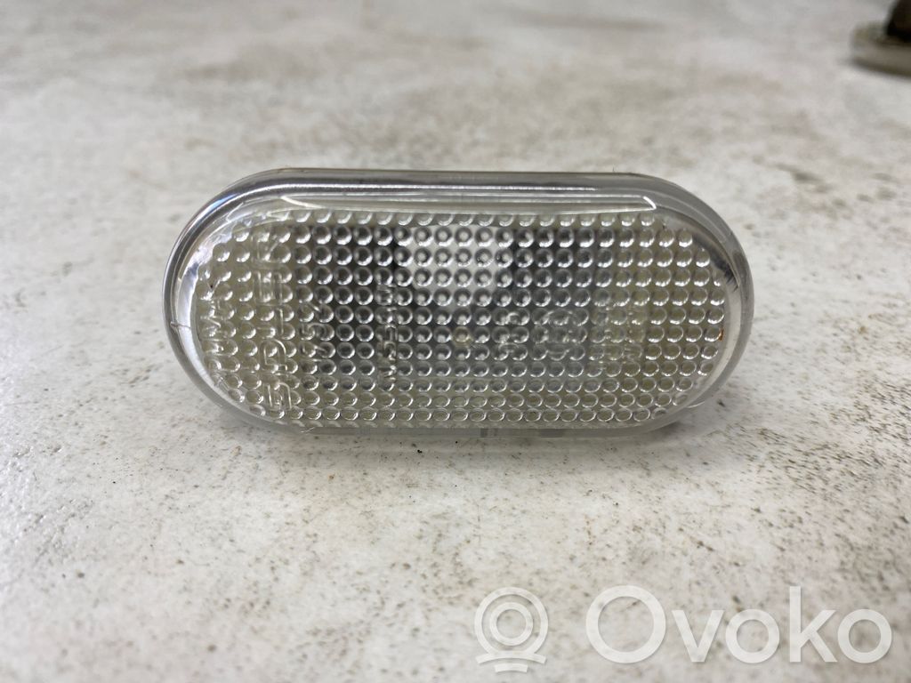 Nissan Pathfinder R51 Seitenblinker 