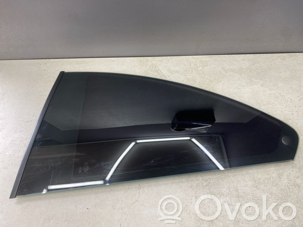 BMW 3 E46 Seitenscheibe hinten 