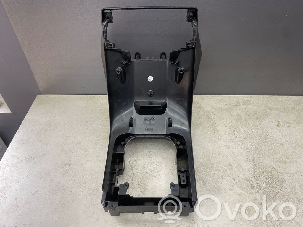 Volvo V70 Centrālā konsole 