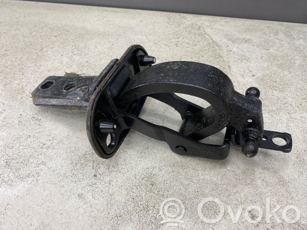 Volvo V70 Tailgate/trunk/boot hinge 