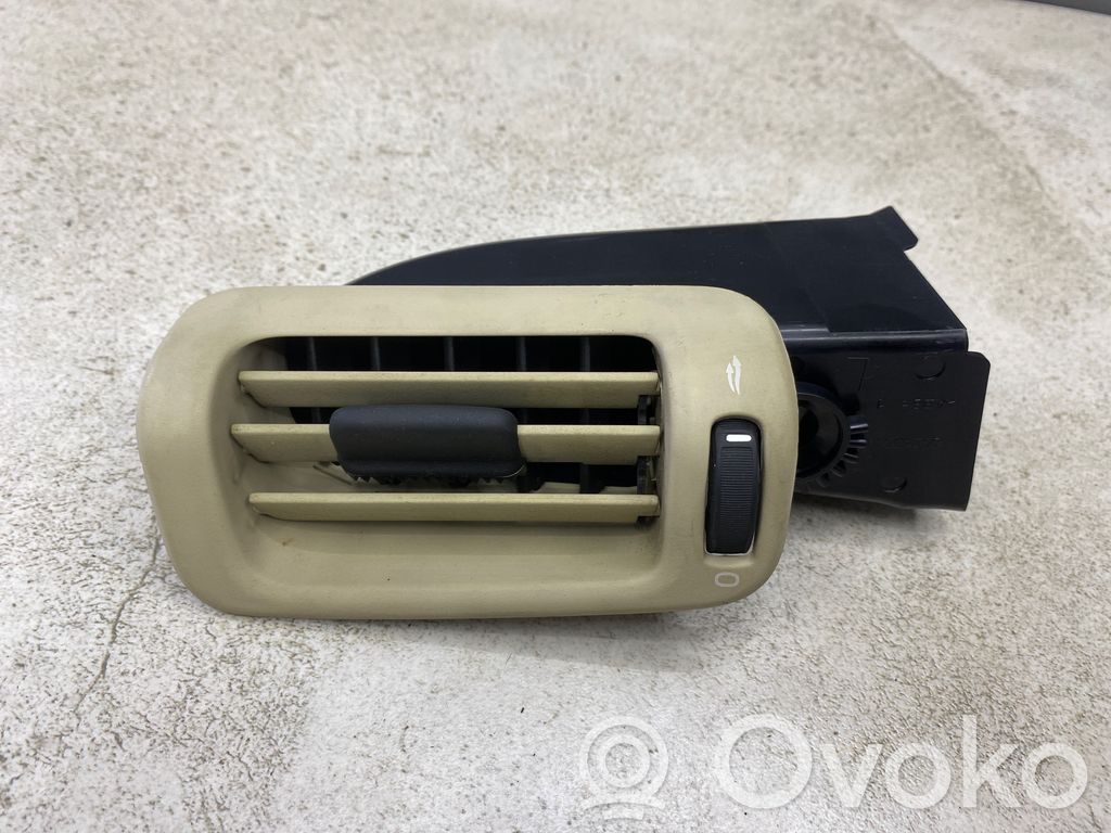 Volvo V70 Rejilla de ventilación trasera 