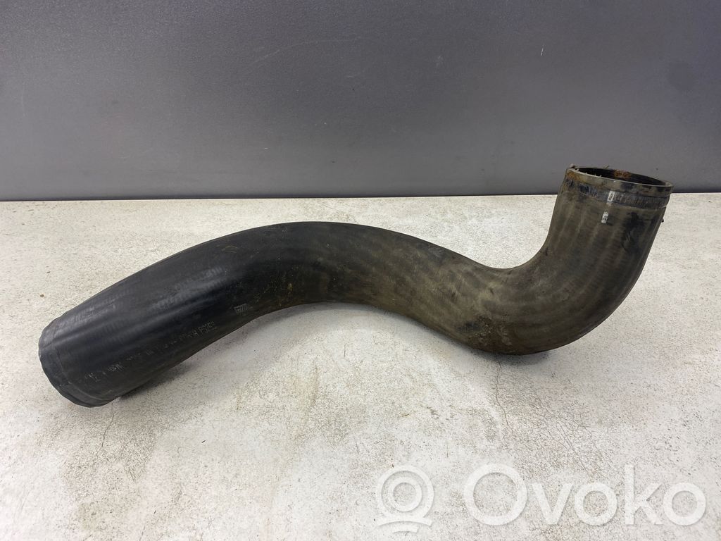 Volvo V70 Furtun/conductă intercooler 