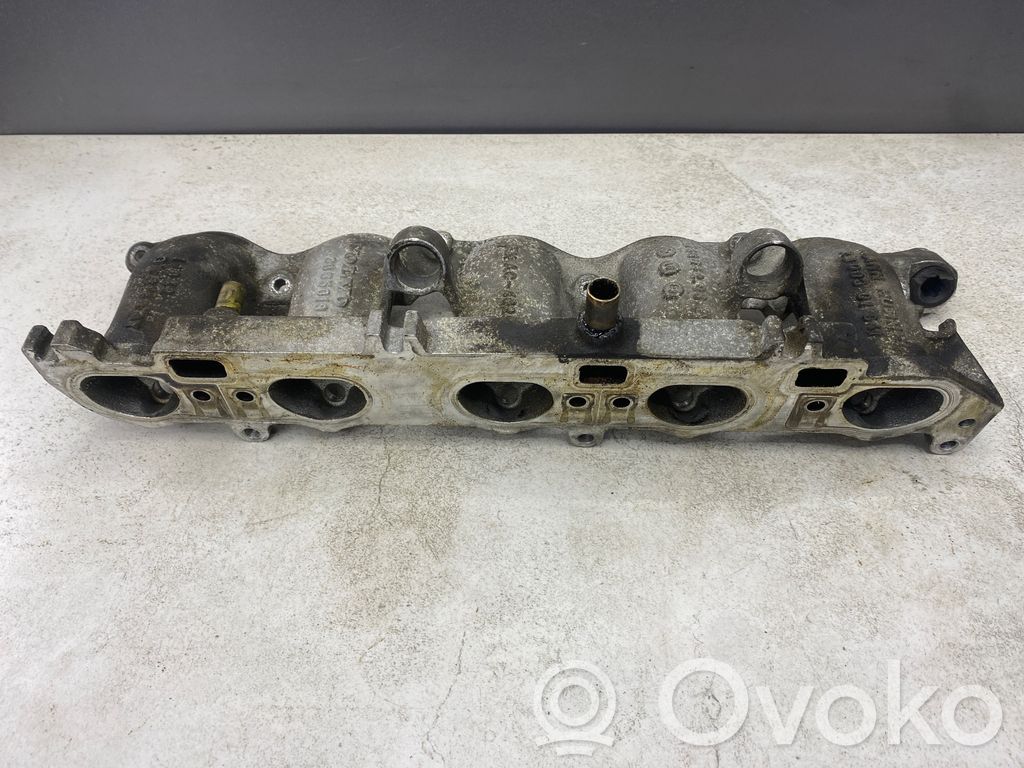 Volvo V70 Kolektorius įsiurbimo 