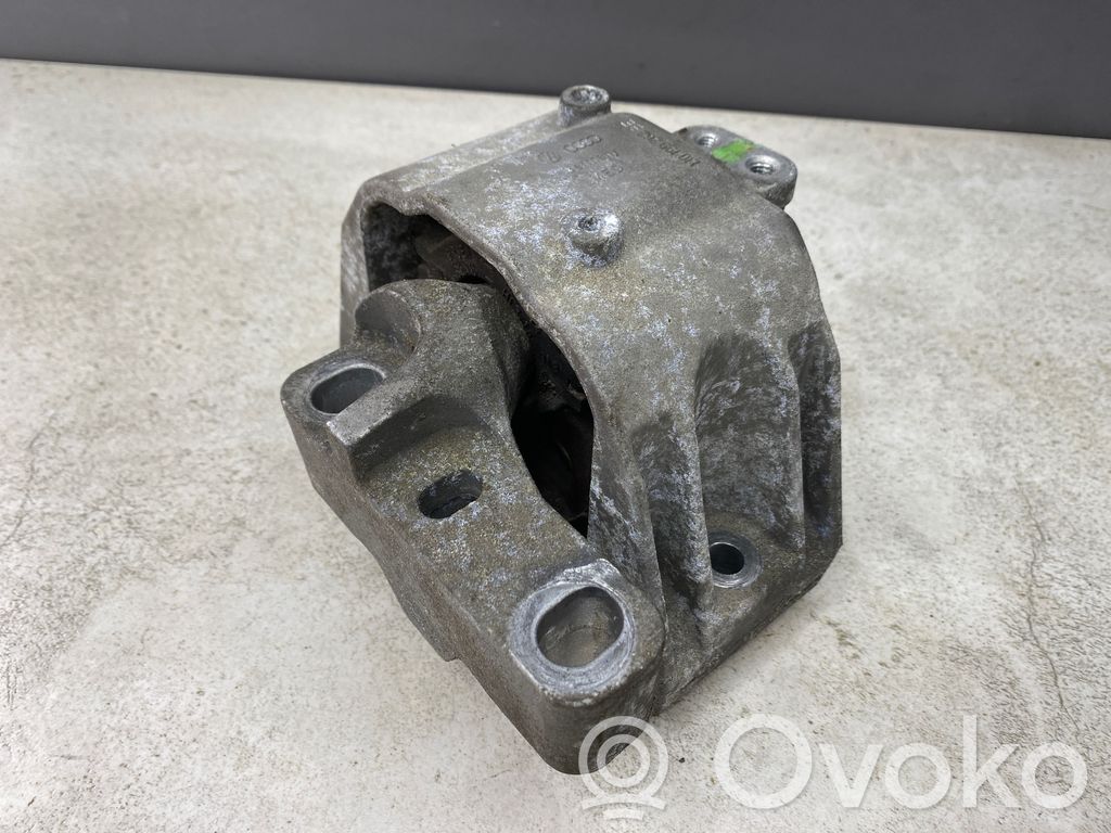 Audi A3 S3 8L Engine mount bracket 