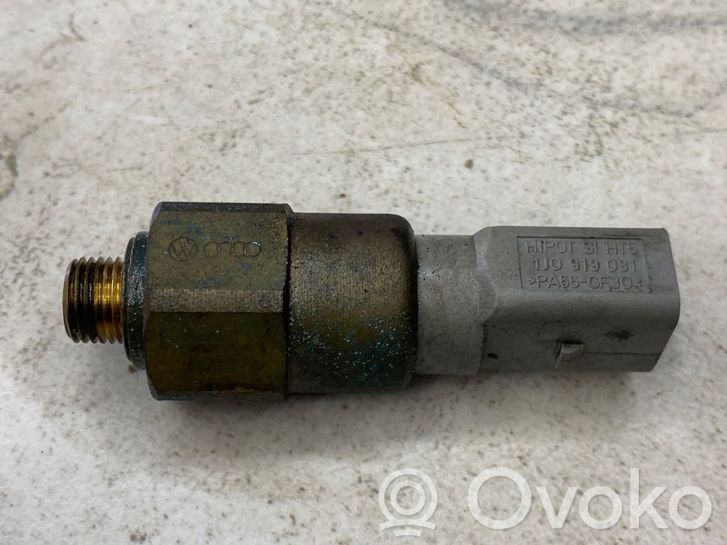 Audi A3 S3 8L Sensor de presión del aceite 
