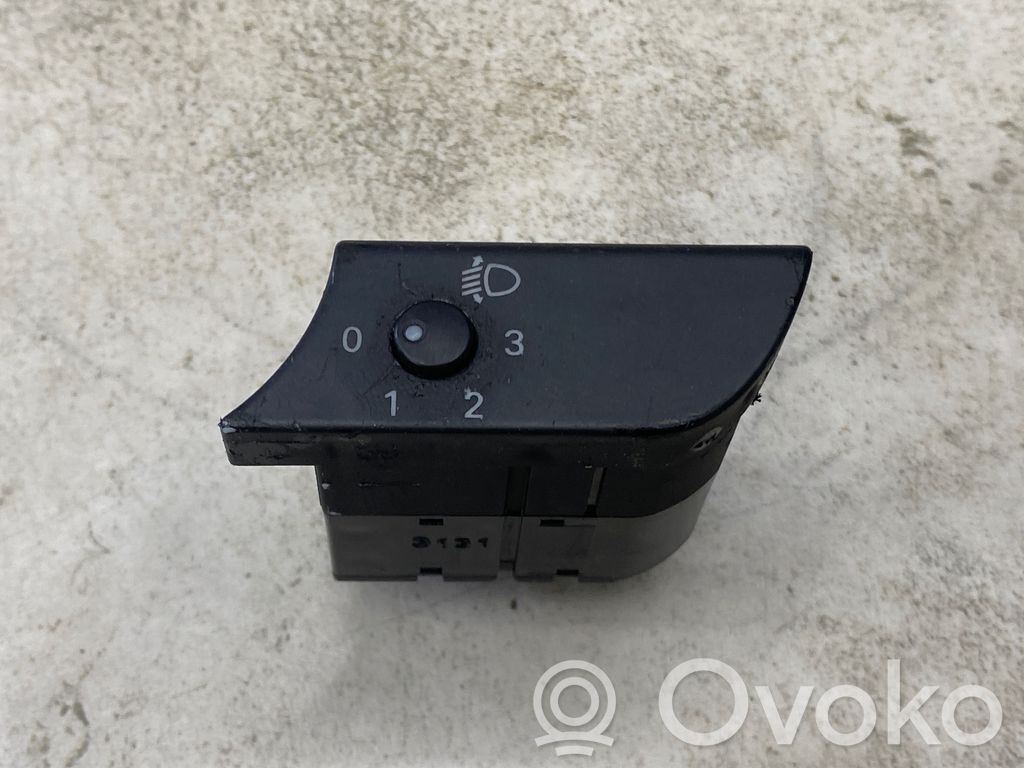 Audi A4 S4 B6 8E 8H Headlight level height control switch 
