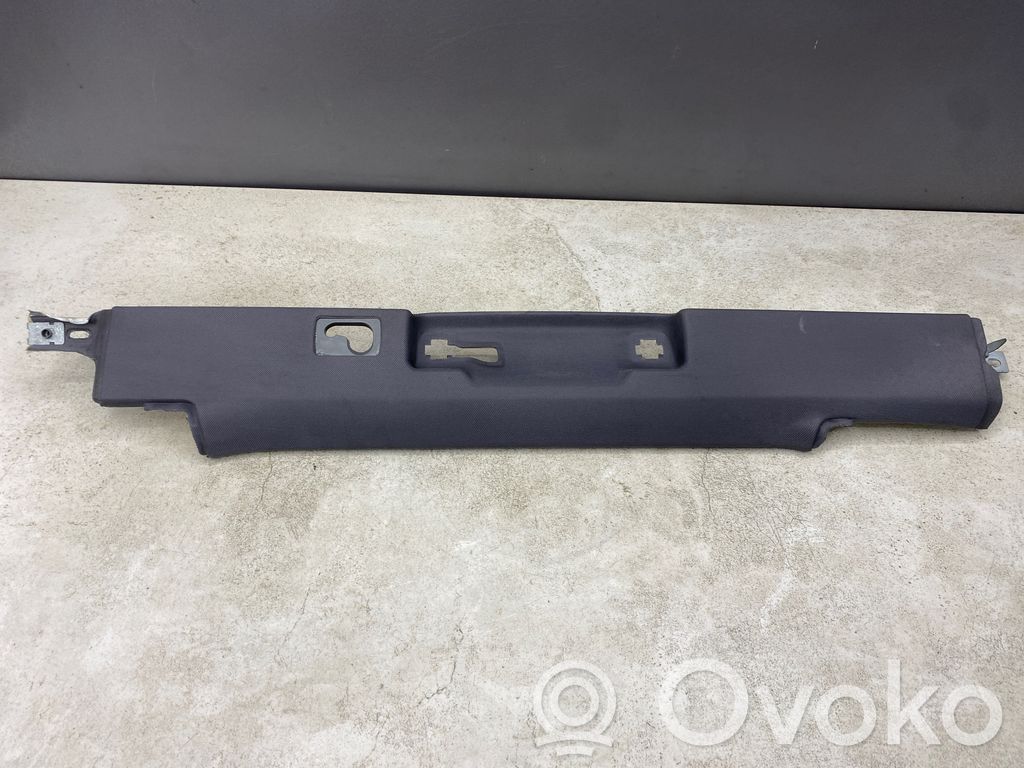 Audi A4 S4 B6 8E 8H Inny części progu i słupka 