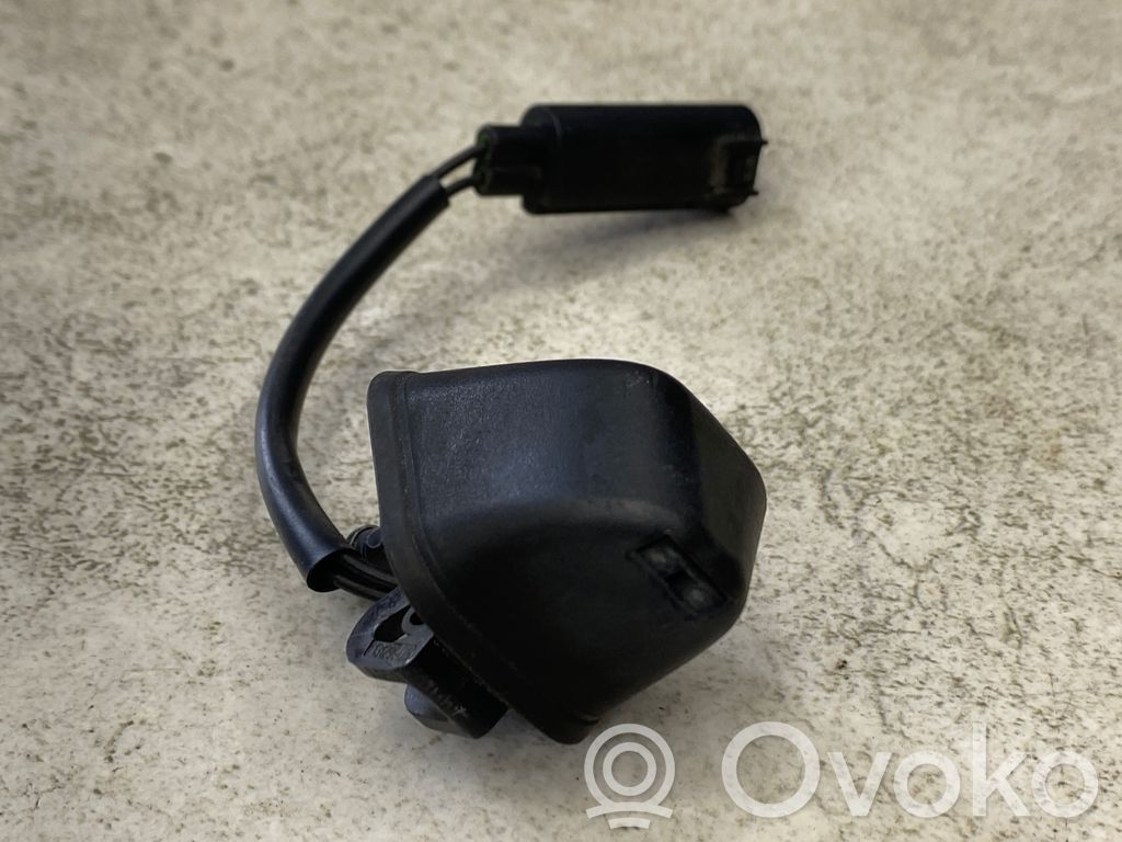 BMW 3 E90 E91 Windshield washer spray nozzle 