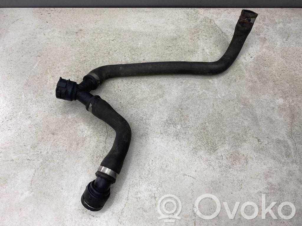 BMW 3 E90 E91 Engine coolant pipe/hose 