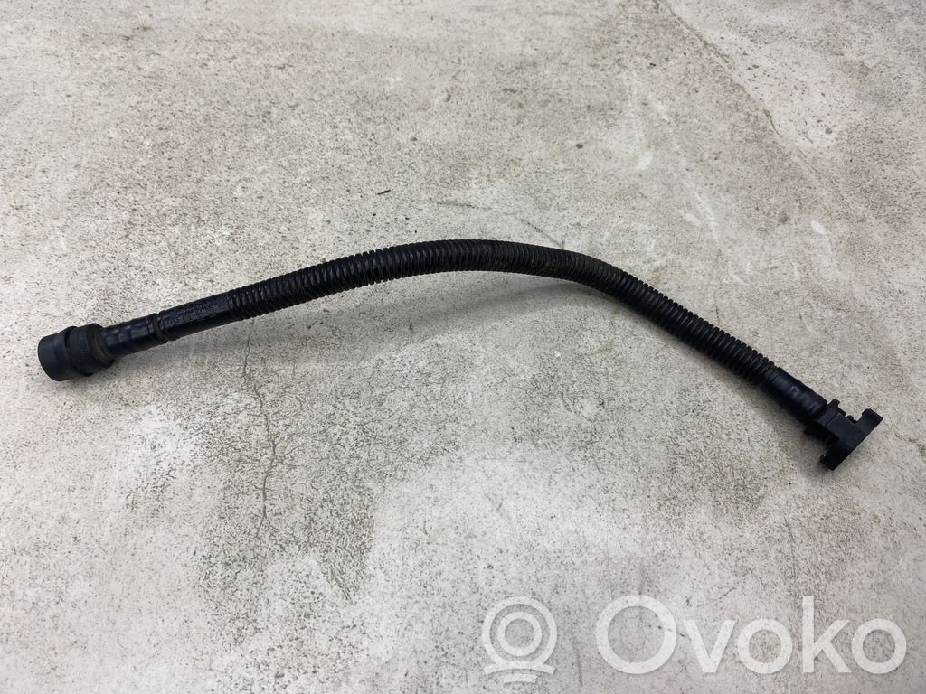 BMW 3 E90 E91 Degvielas caurulīte (-es) 