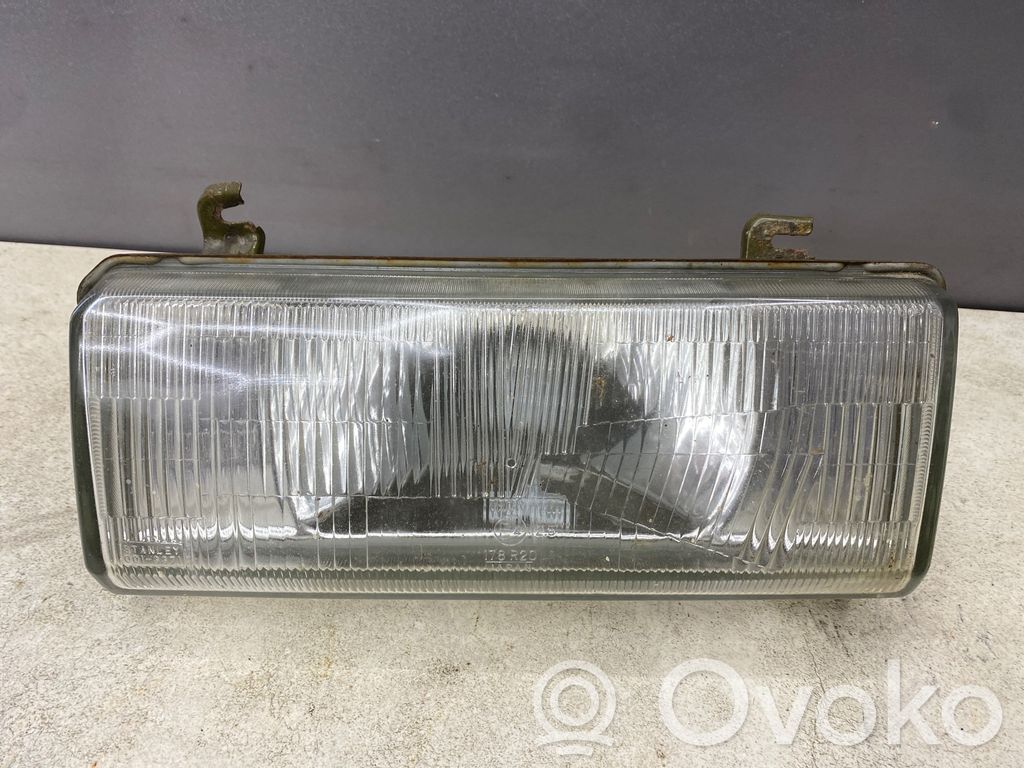 Mazda 626 Headlight/headlamp 