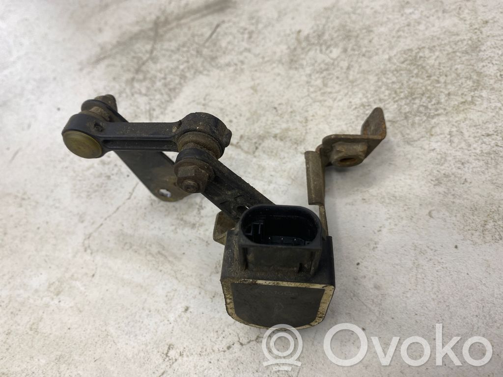 Headlight/headlamp level sensor   31258180AA,BL3KA,105181642