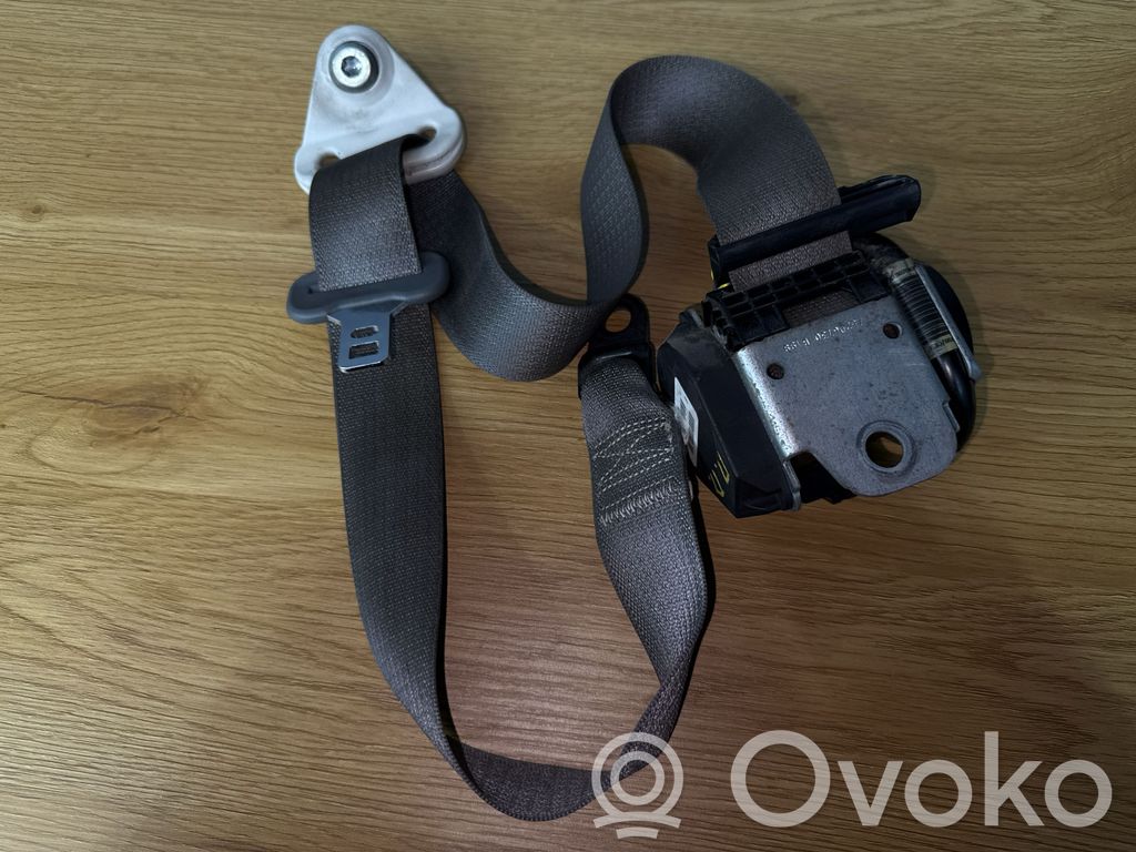 Dodge Caliber Front seatbelt 