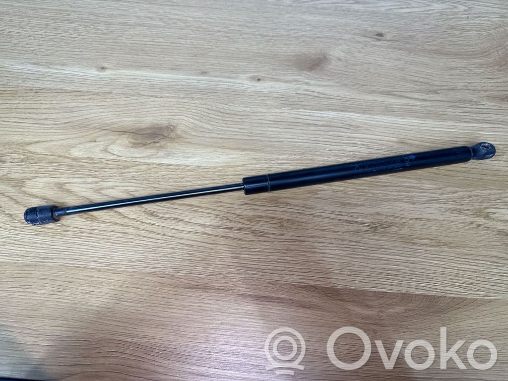 Dodge Caliber Bagāžnieka amortizators 