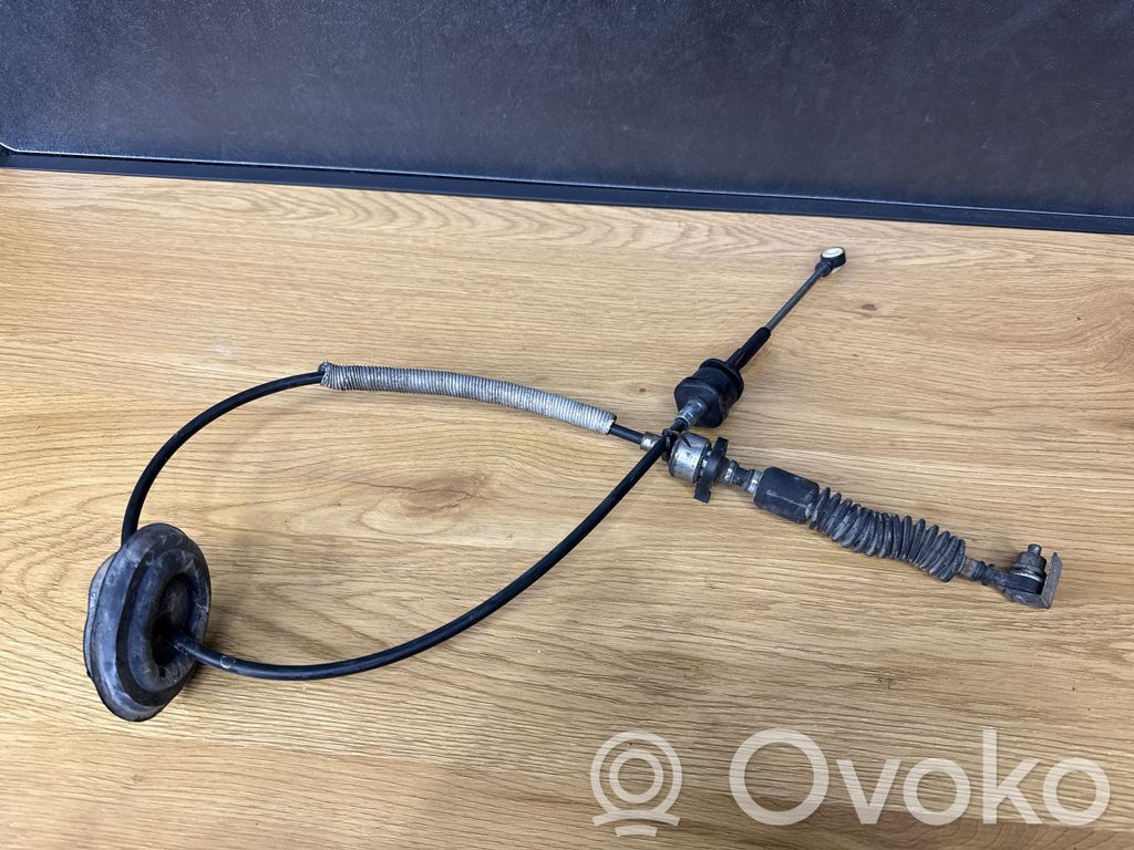 Gear shift cable linkage   68024360AA
