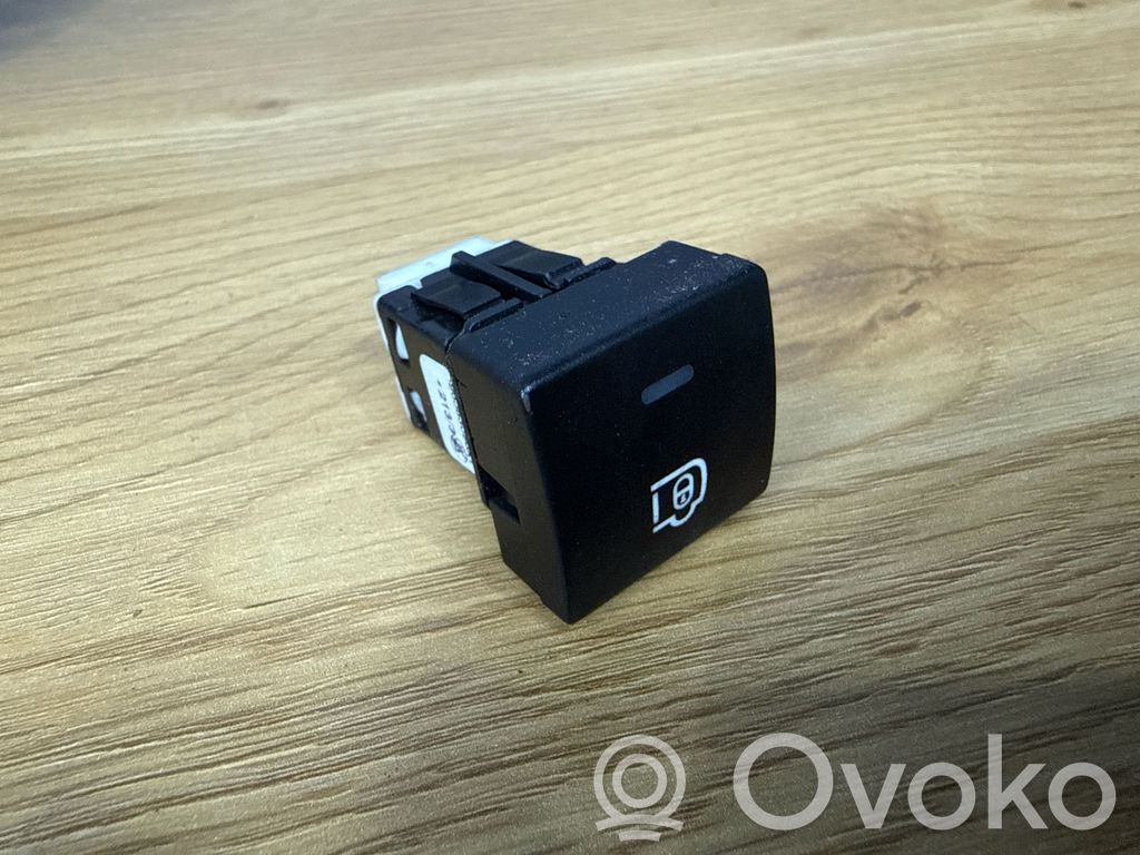 Peugeot Partner Central locking switch button 