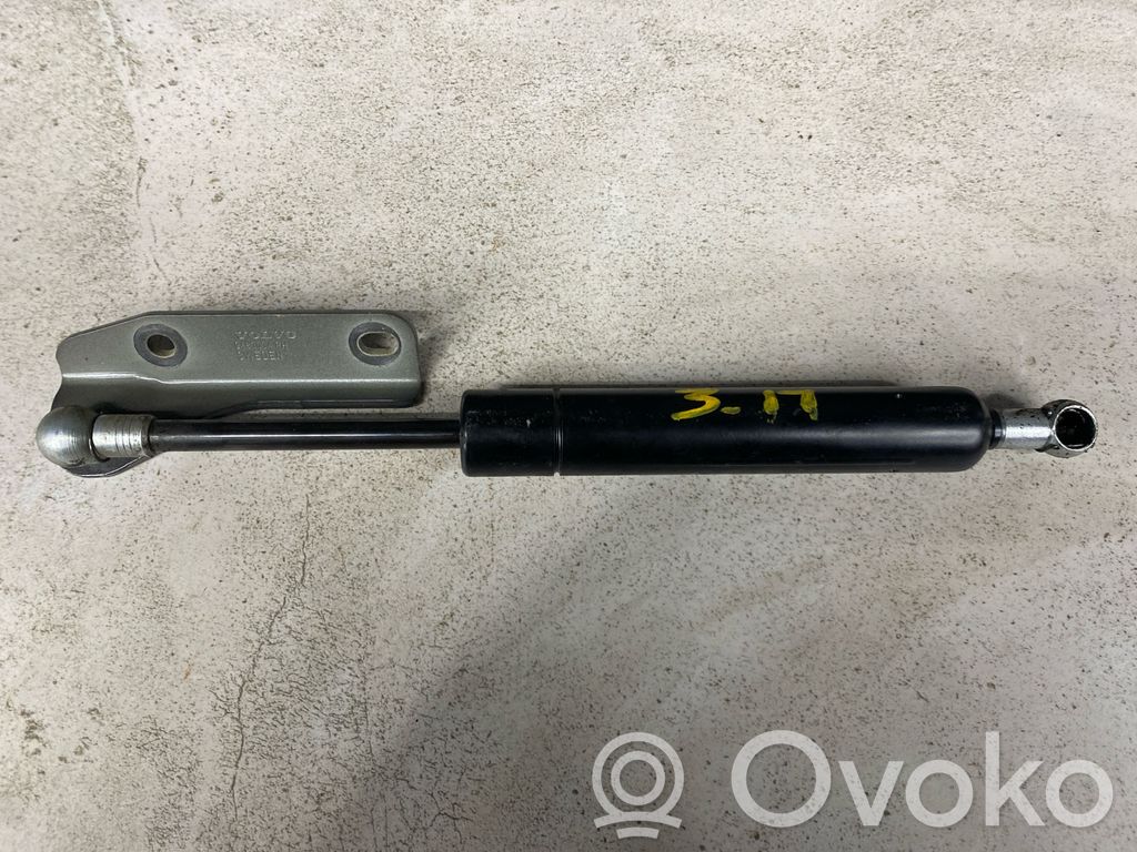 Volvo XC70 Tailgate/trunk strut/damper 
